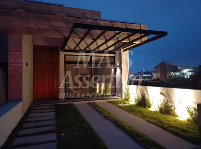 Casa, 3 quartos - Foto 1