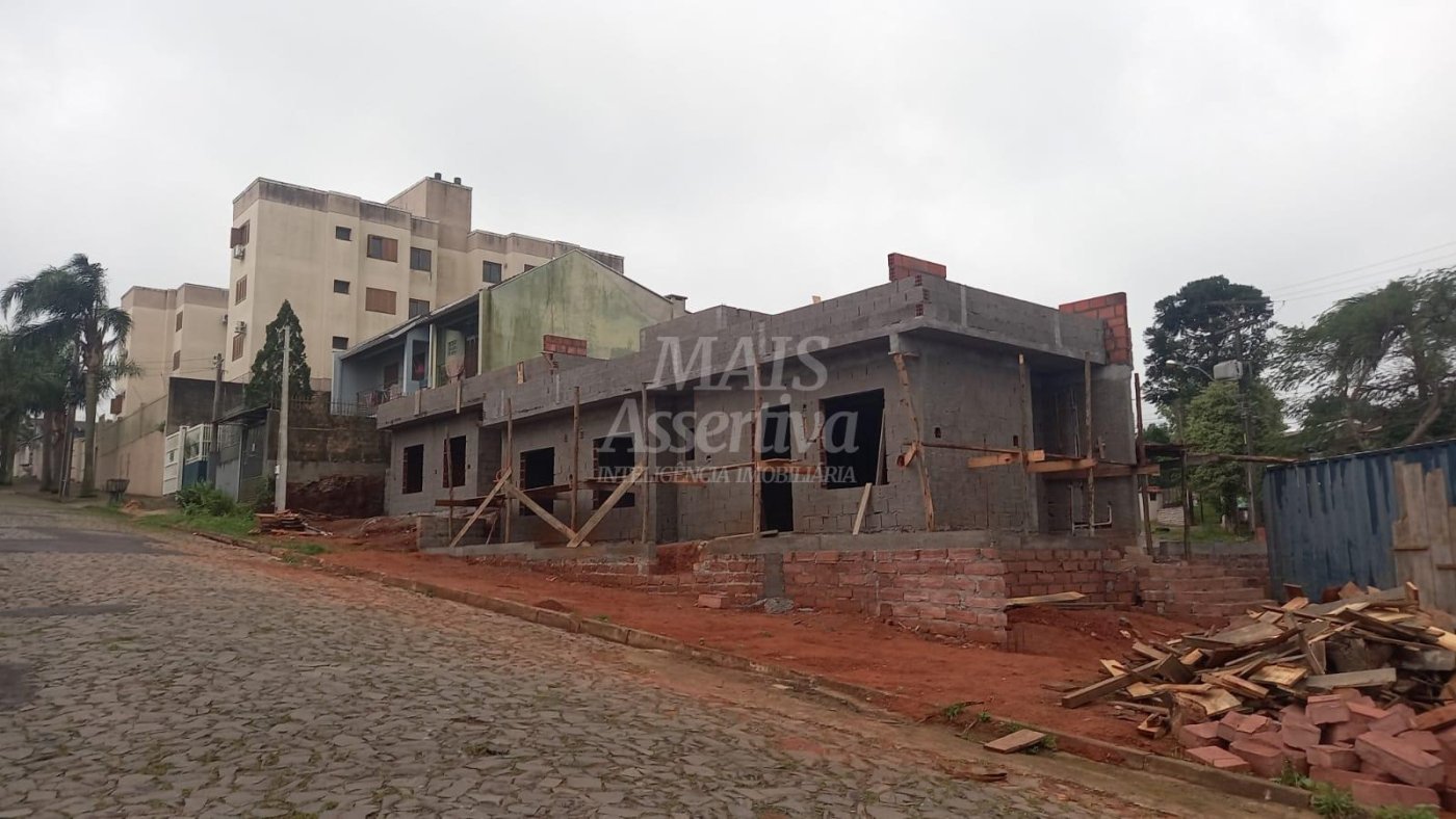 Casa 03 dormitórios para venda em São Leopoldo bairro Campestre