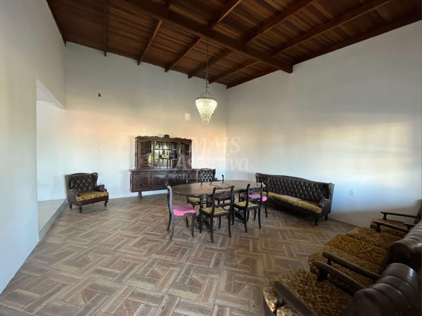 Casa mobiliada 03 dormitórios para venda em Quintão