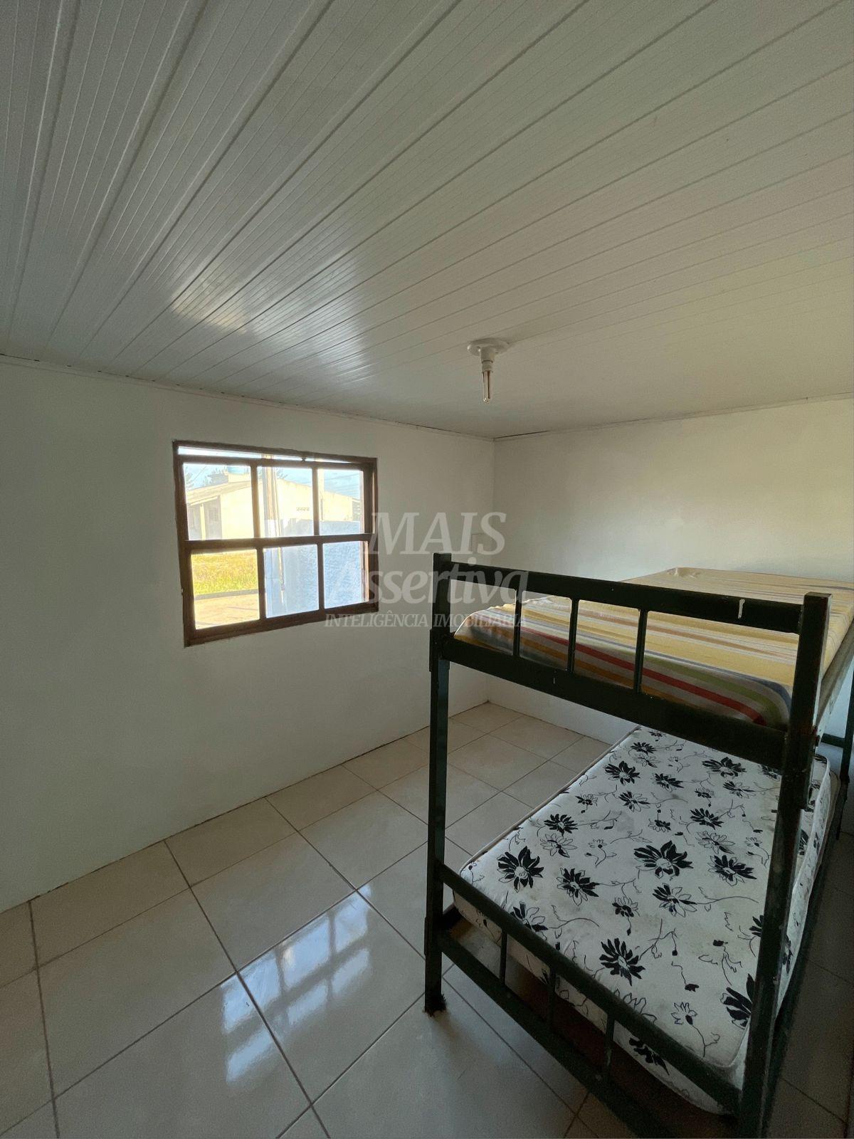 Casa mobiliada 03 dormitórios para venda em Quintão