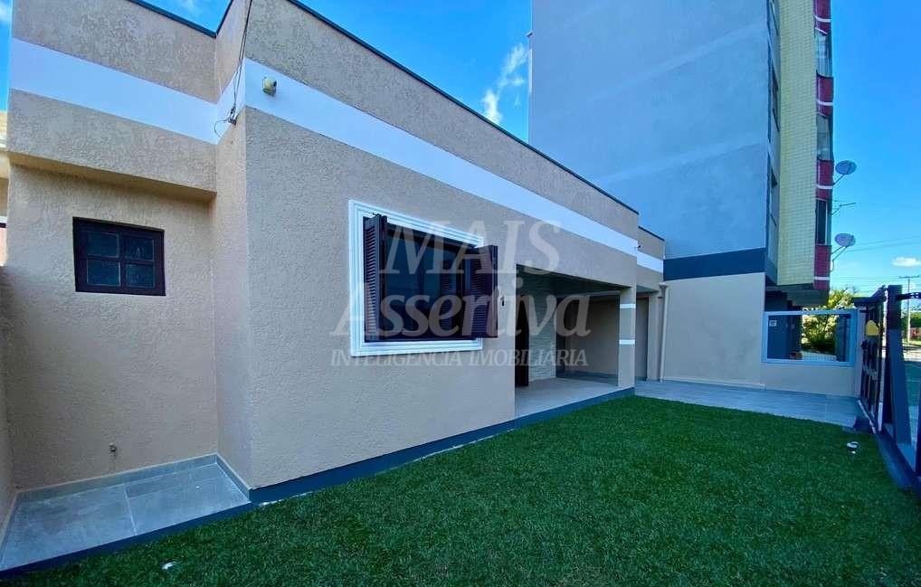 Casa 03 dormitórios para venda em Tramandaí Centro
