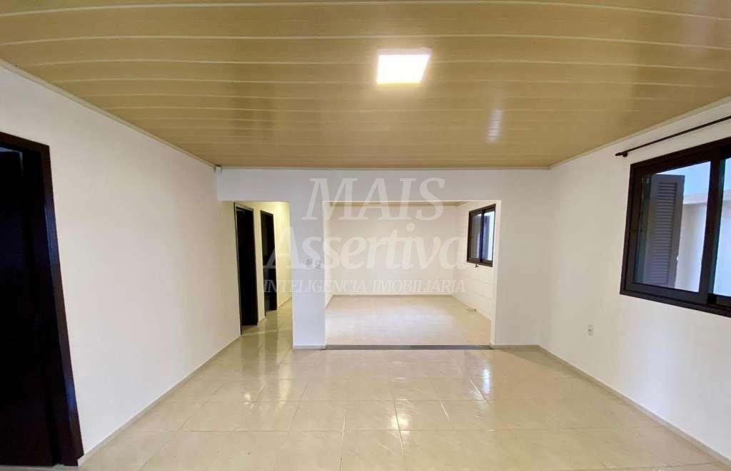 Casa 03 dormitórios para venda em Tramandaí Centro