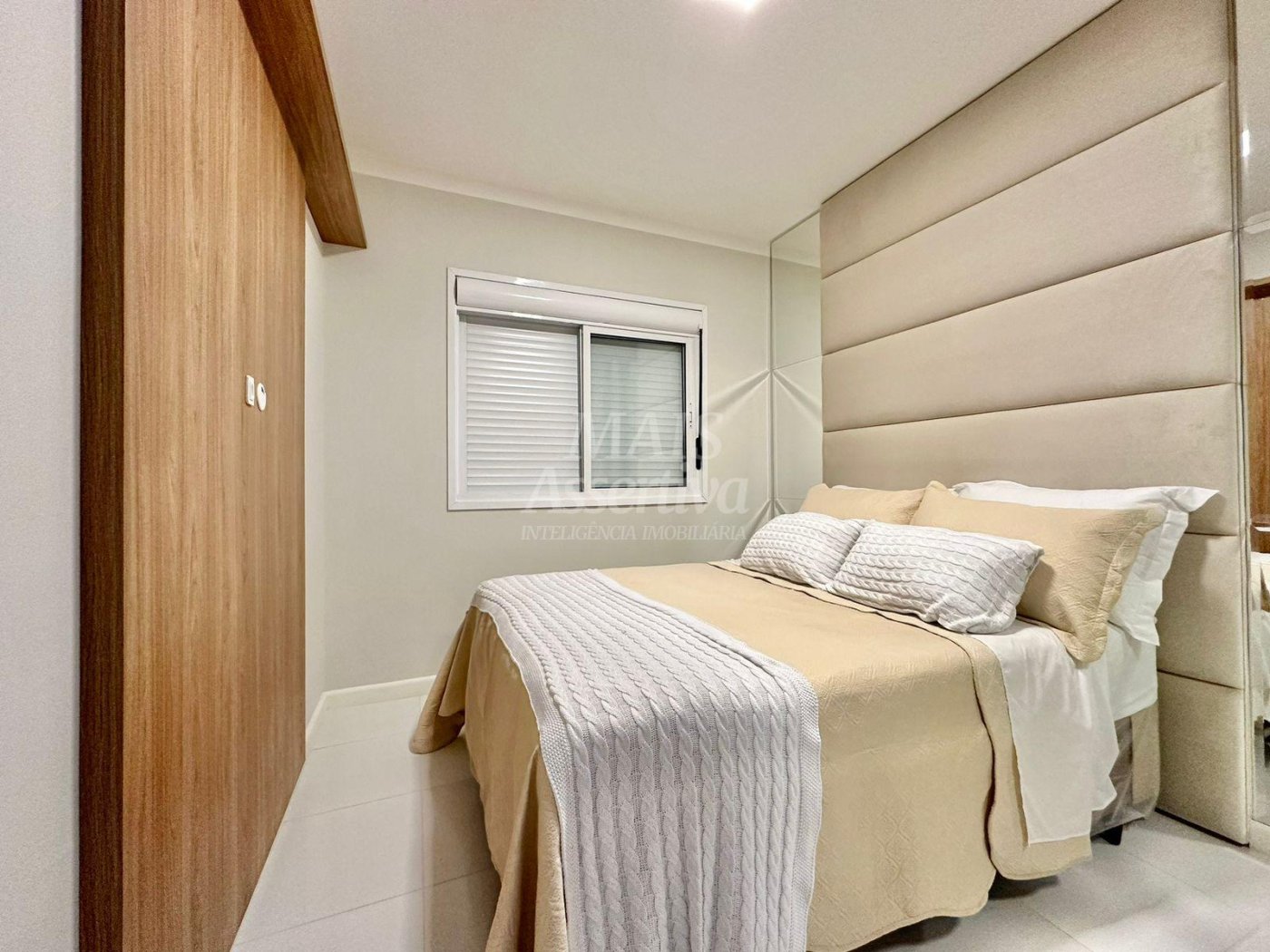 Apartamento decorado 03 dormitórios 01 suíte para venda em Capão da Canoa Centro