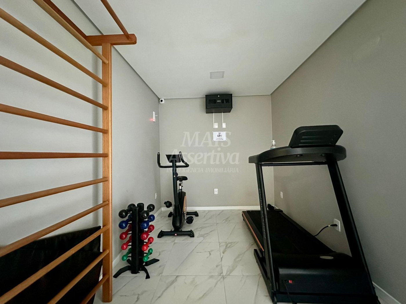 Apartamento semimobiliado 03 dormitórios para venda em Itapema bairro Morretes