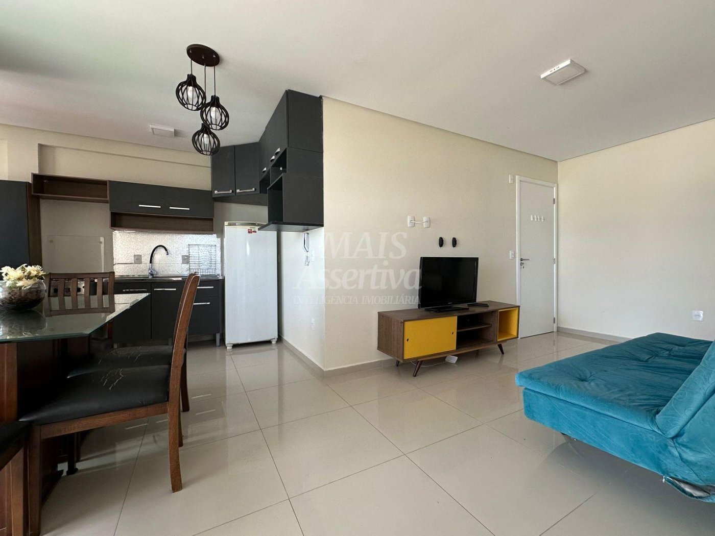 Apartamento semimobiliado 03 dormitórios para venda em Itapema bairro Morretes