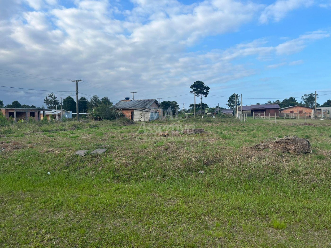 Excelente terreno à venda em Balneário Atlântico, Arroio do Sal/RS - 1,4km do mar