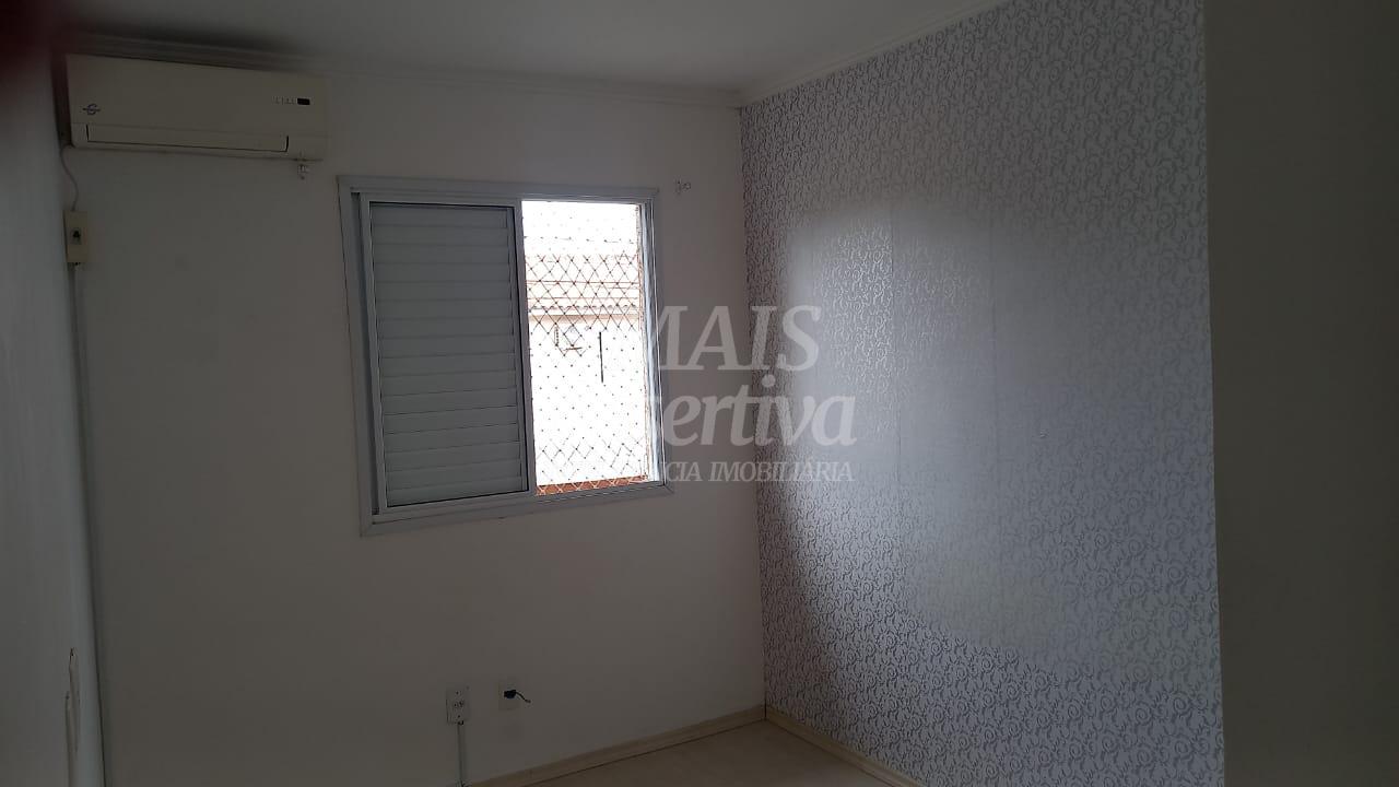 Sobrado 03 dormitórios para venda próximo a Prefeitura de Novo Hamburgo