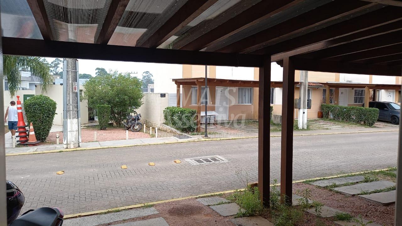 Sobrado 03 dormitórios para venda próximo a Prefeitura de Novo Hamburgo