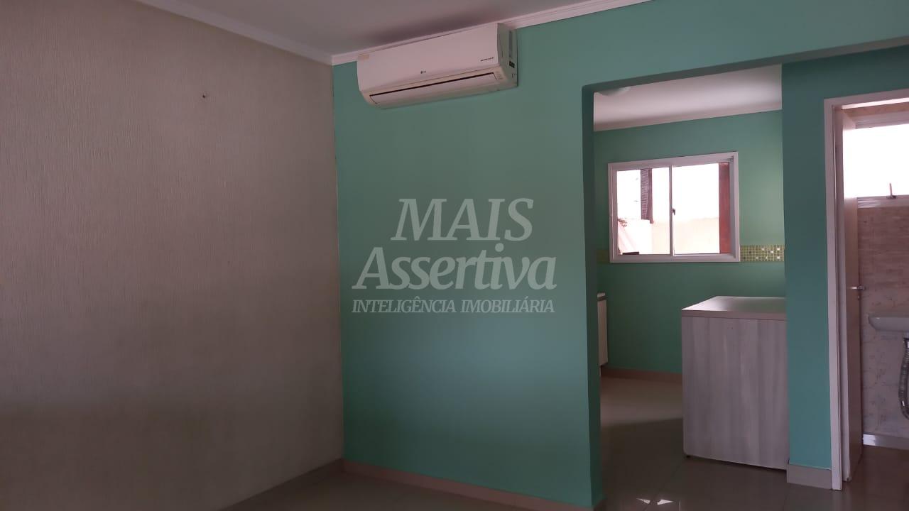 Sobrado 03 dormitórios para venda próximo a Prefeitura de Novo Hamburgo