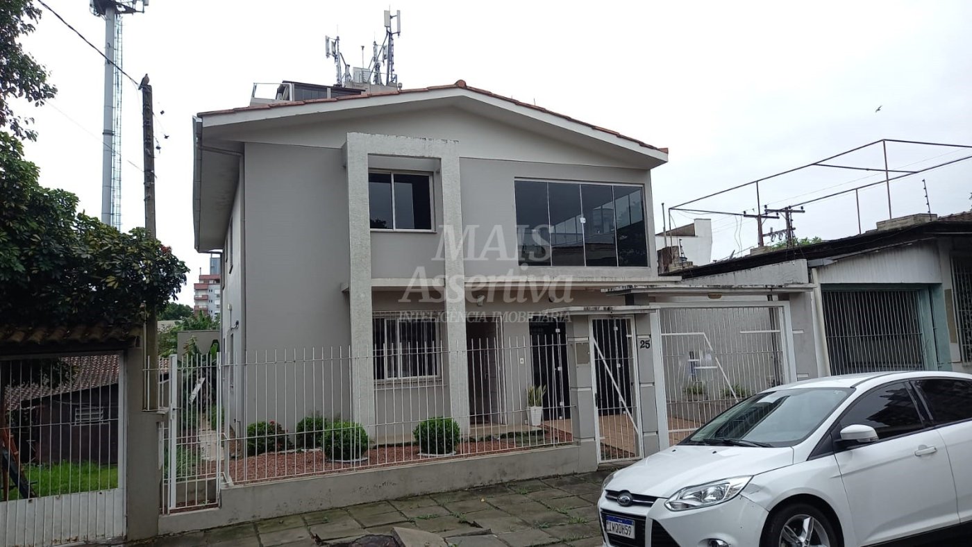 Casa  de 2 pisos com 03 dormitórios para venda bairro Rio Branco Novo Hamburgo