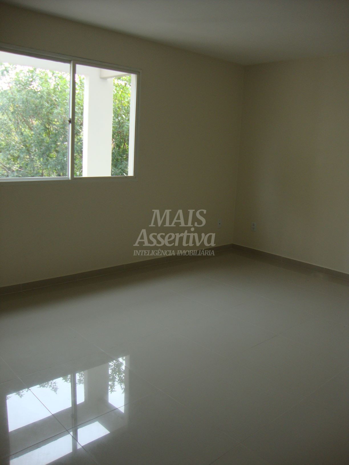 Casa  de 2 pisos com 03 dormitórios para venda bairro Rio Branco Novo Hamburgo
