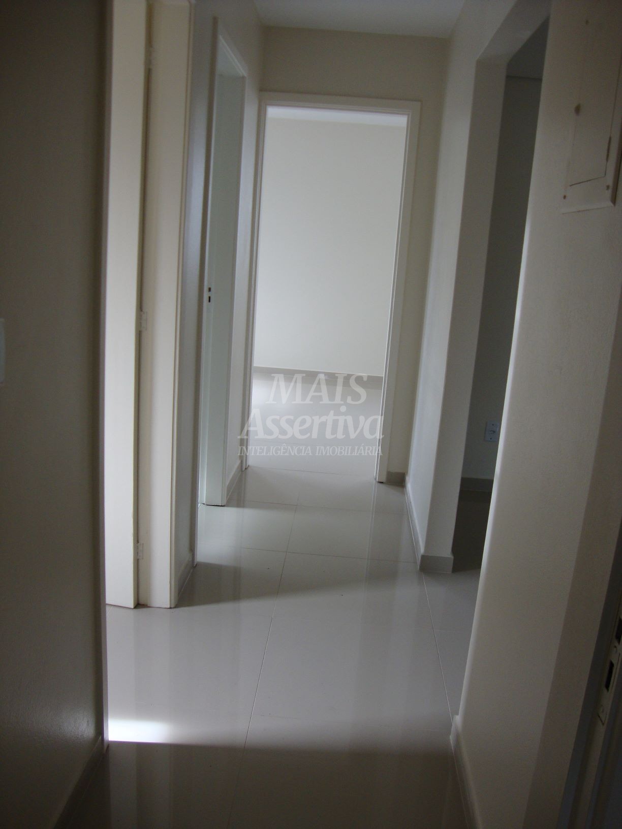 Casa  de 2 pisos com 03 dormitórios para venda bairro Rio Branco Novo Hamburgo