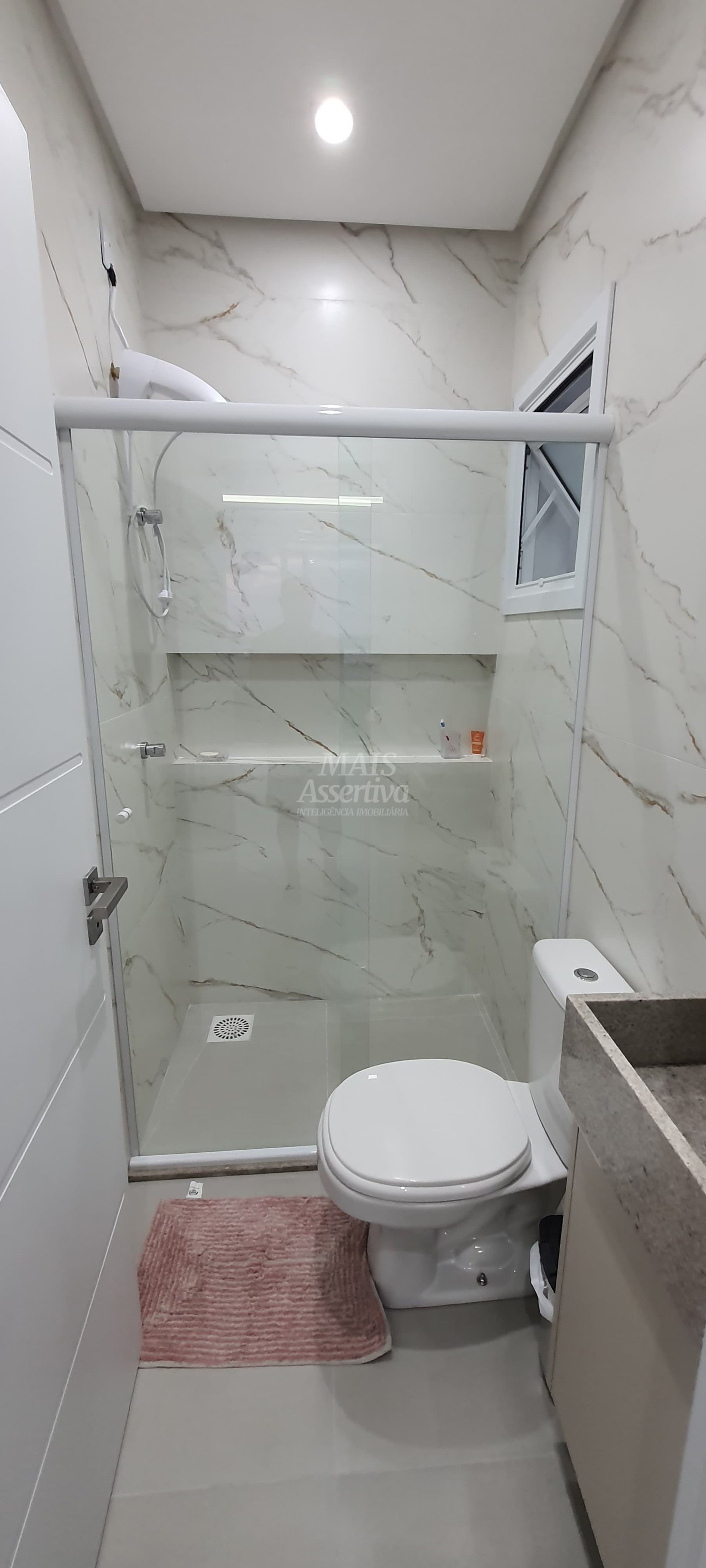 Excelente Sobrado novo à venda em Capão da Canoa/RS - Vista para o mar