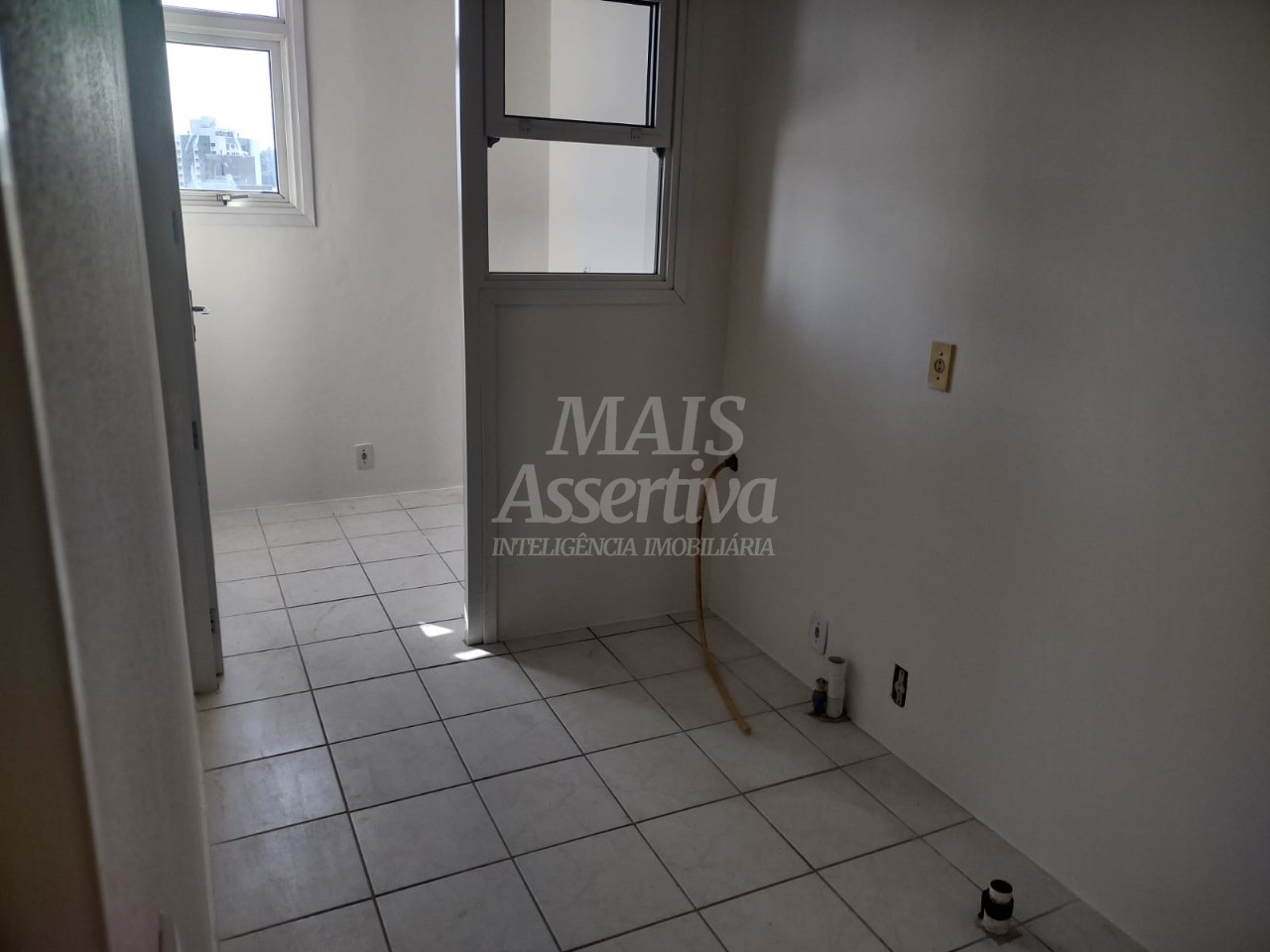 Apartamento 02 dormitórios para venda no bairro Pátria Nova em Novo Hamburgo