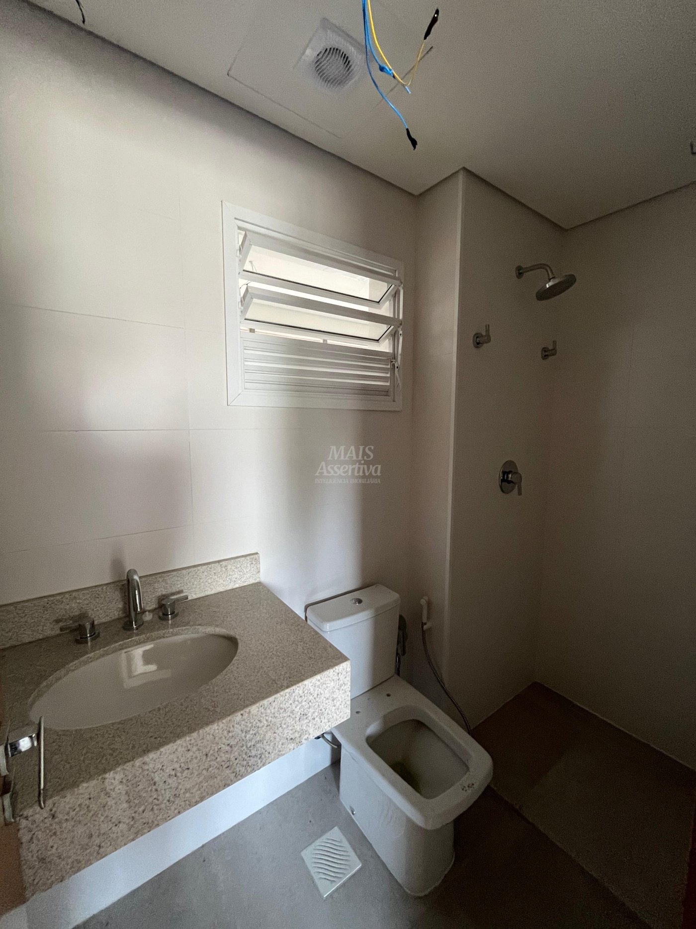 Apartamento 3 quartos para Venda no bairro Petrópolis em Porto Alegre
