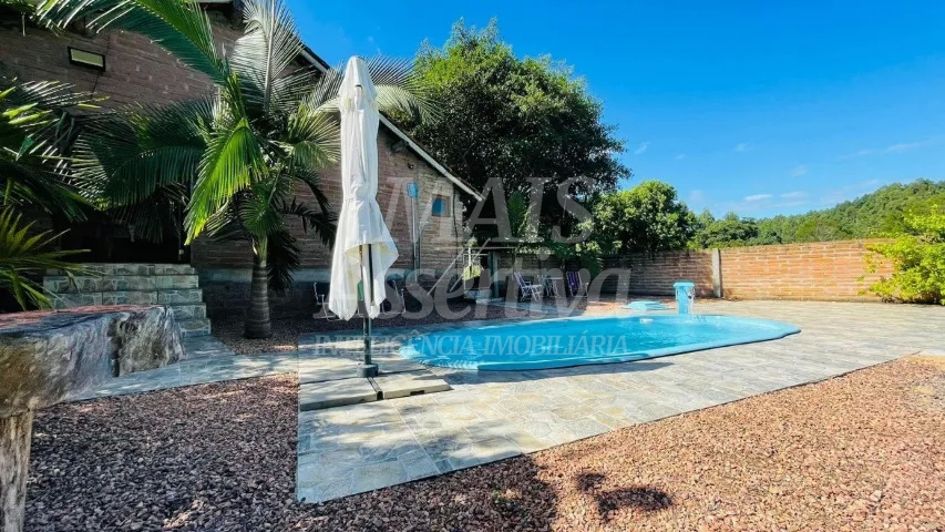 Sítio, 2 quartos, 3600 m² - Foto 1