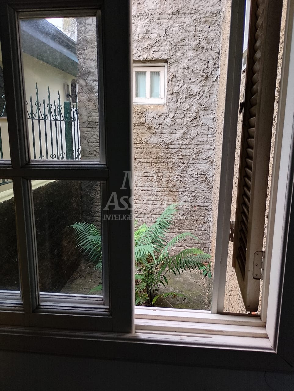  Duas Casas com 2 quartos para Venda