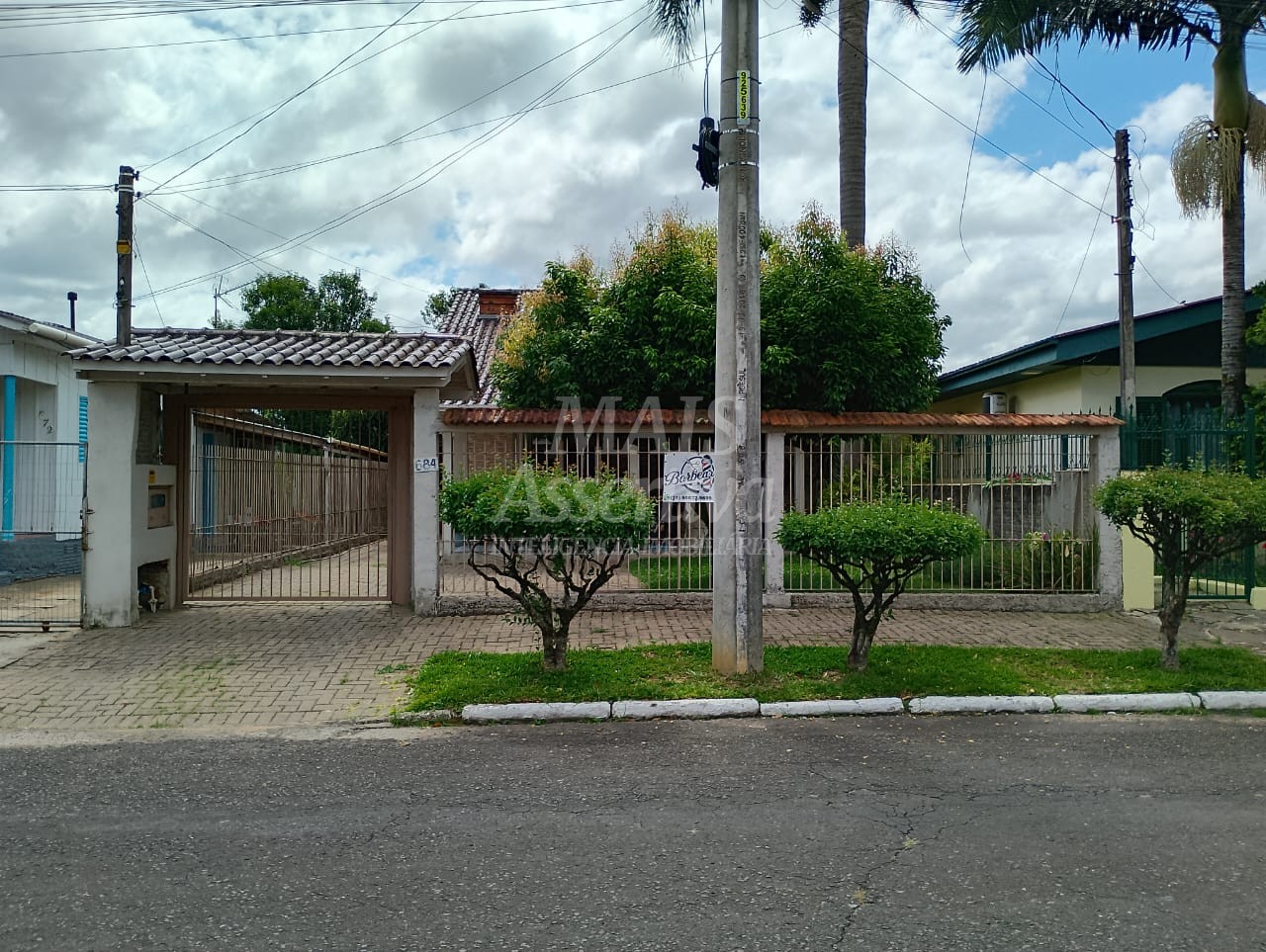  Duas Casas com 2 quartos para Venda