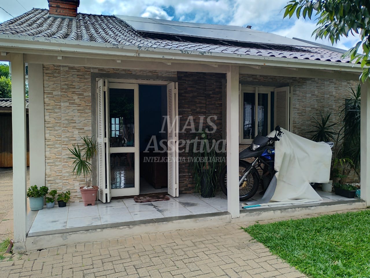  Duas Casas com 2 quartos para Venda