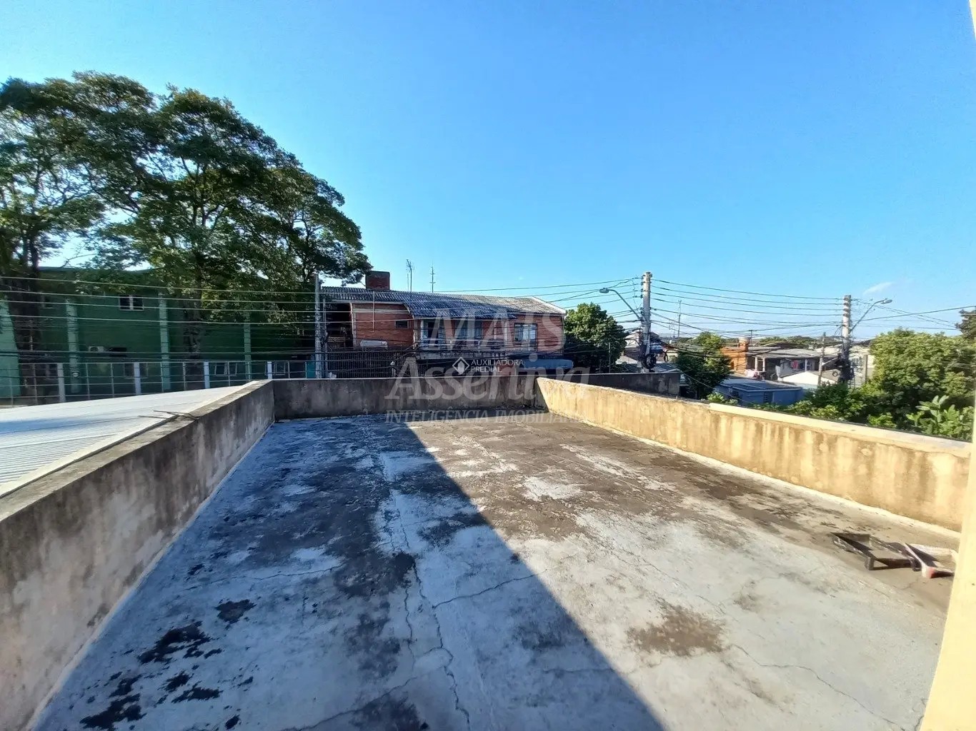 Excelente sobrado com sala comercial para locação em Canudos, Novo Hamburgo/RS