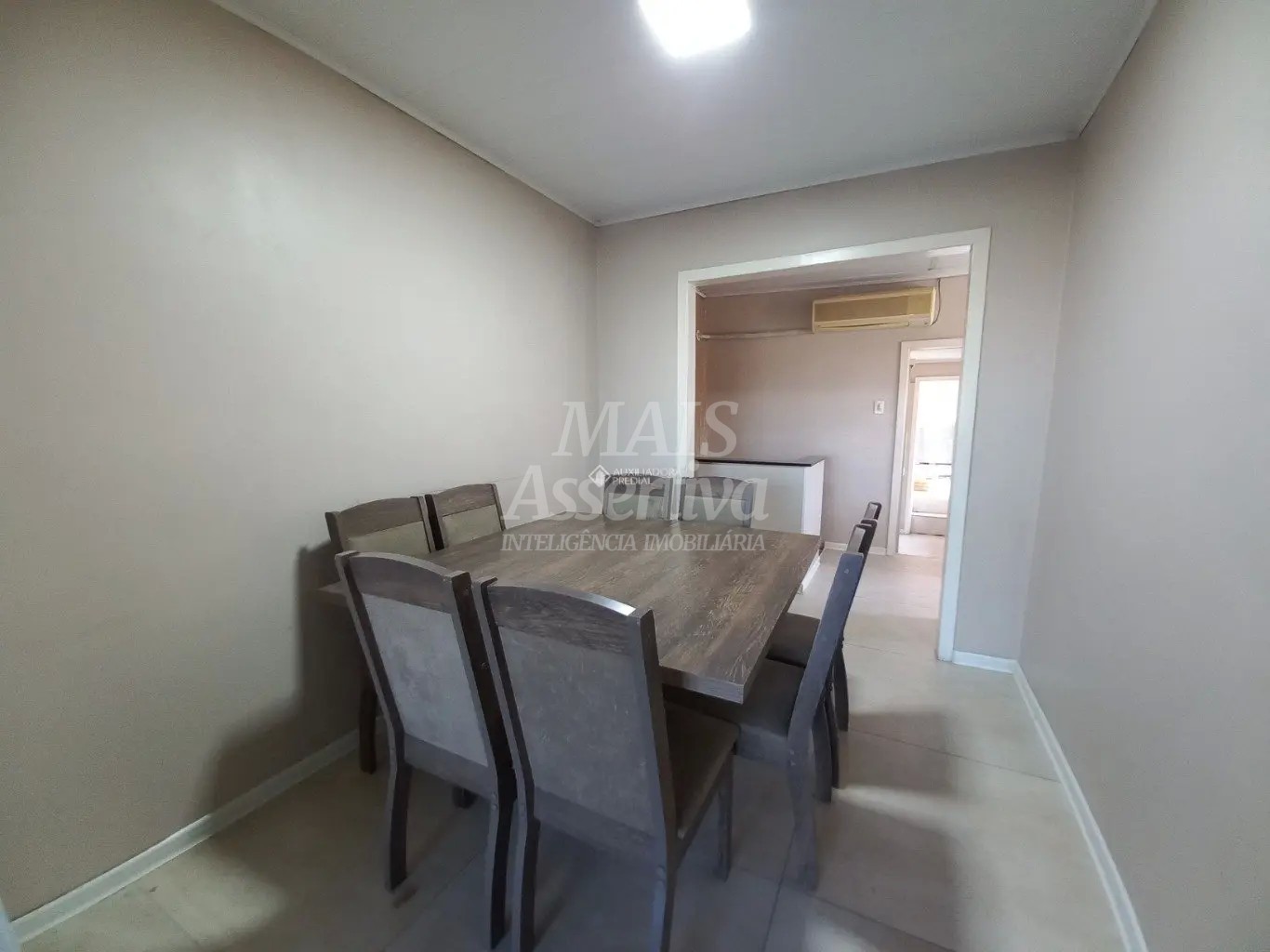 Excelente sobrado com sala comercial para locação em Canudos, Novo Hamburgo/RS