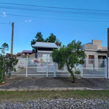 Casa 02 dormitórios para venda em Tramandaí  bairro Nova Tramandaí