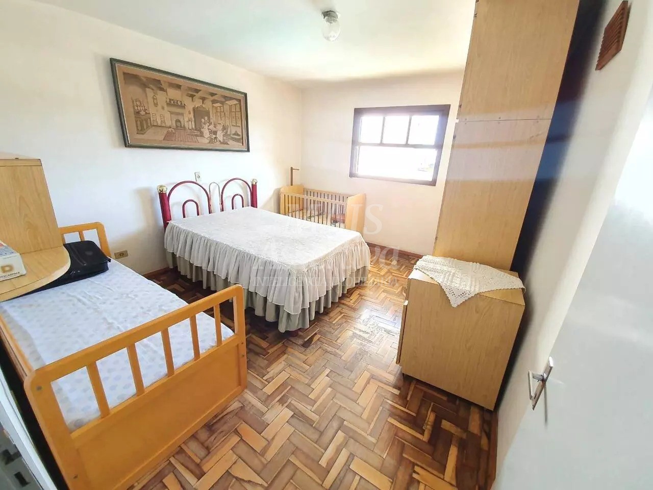 Casa ampla 05 dormitórios para venda no Bairro Rondônia em Novo Hamburgo