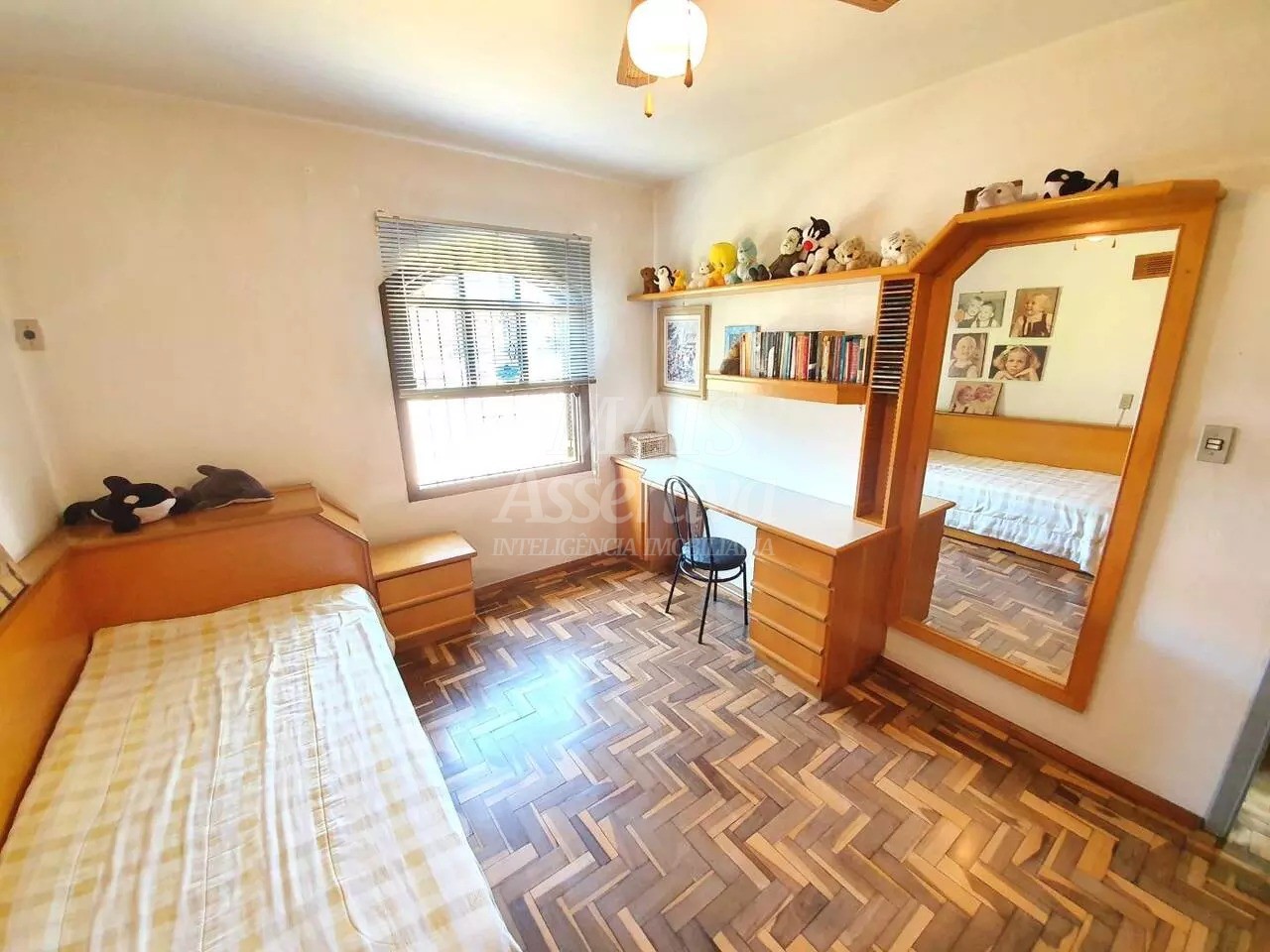Casa ampla 05 dormitórios para venda no Bairro Rondônia em Novo Hamburgo