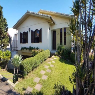 Casa ampla 05 dormitórios para venda no Bairro Rondônia em Novo Hamburgo