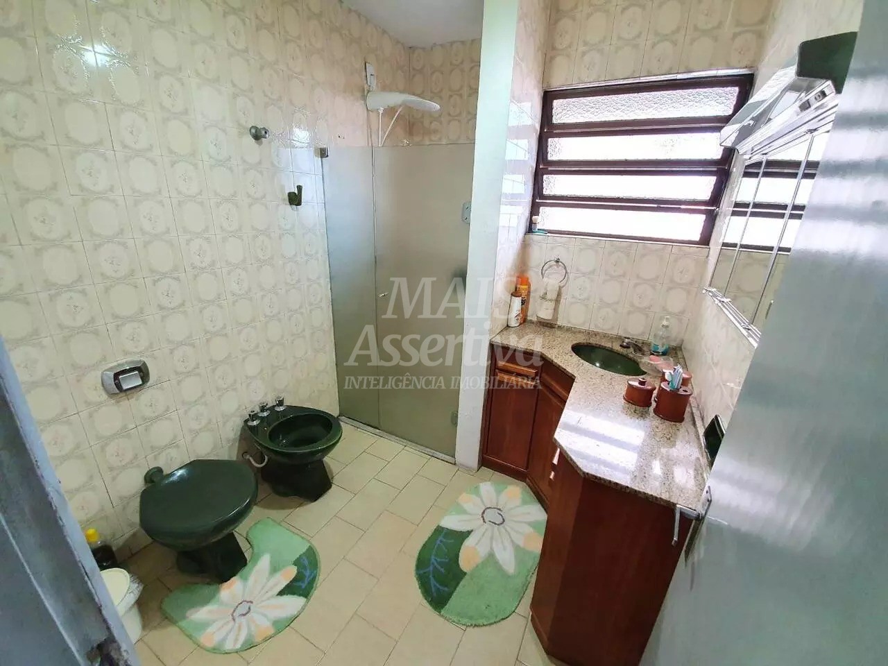 Casa ampla 05 dormitórios para venda no Bairro Rondônia em Novo Hamburgo