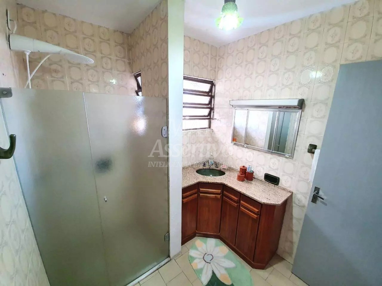 Casa ampla 05 dormitórios para venda no Bairro Rondônia em Novo Hamburgo