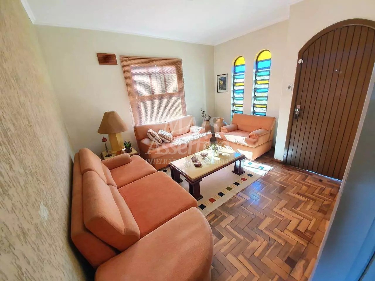 Casa ampla 05 dormitórios para venda no Bairro Rondônia em Novo Hamburgo