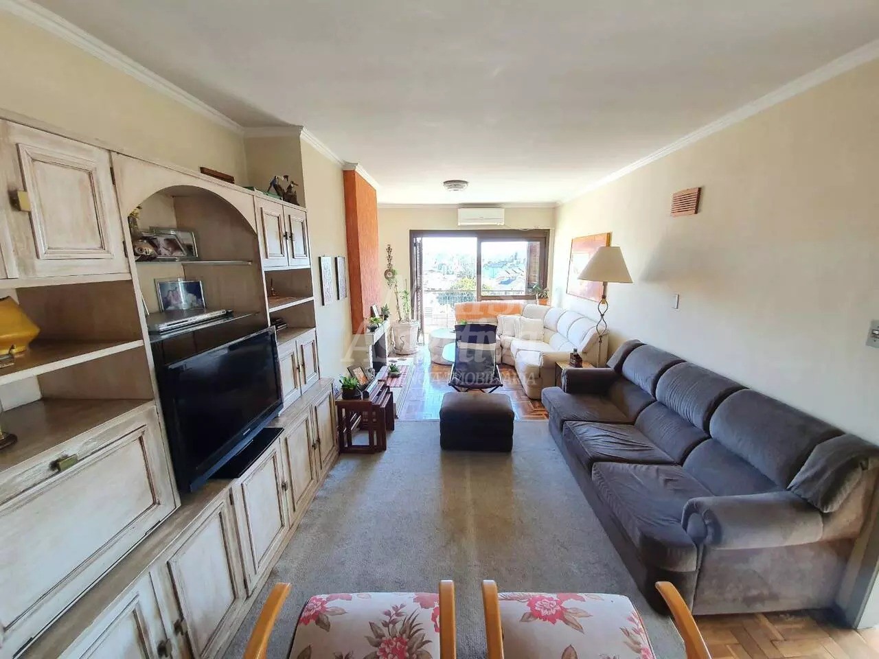 Casa ampla 05 dormitórios para venda no Bairro Rondônia em Novo Hamburgo
