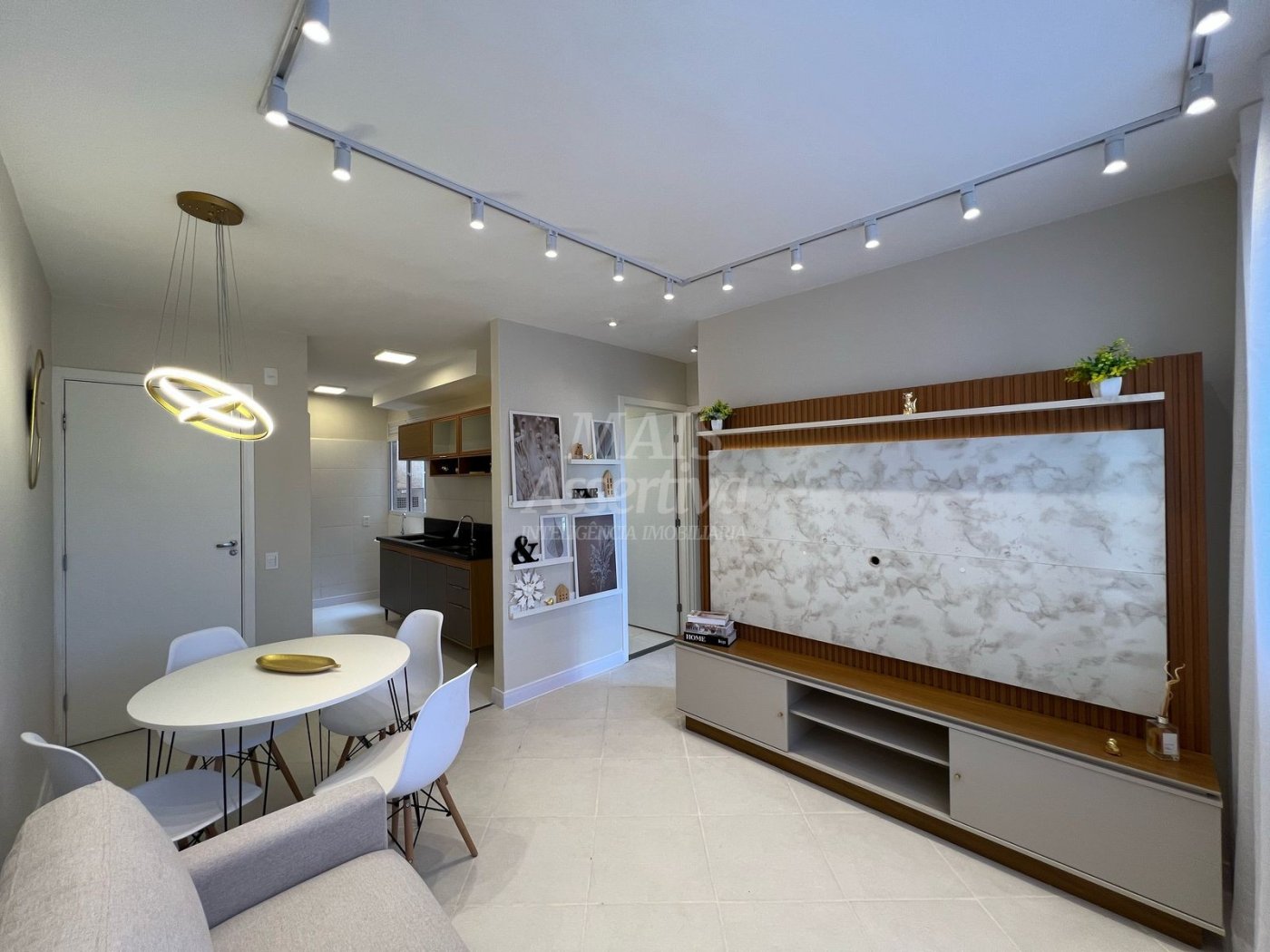 Apartamento térreo, semi mobiliado para venda - Condomínio Alto Paraíso 
