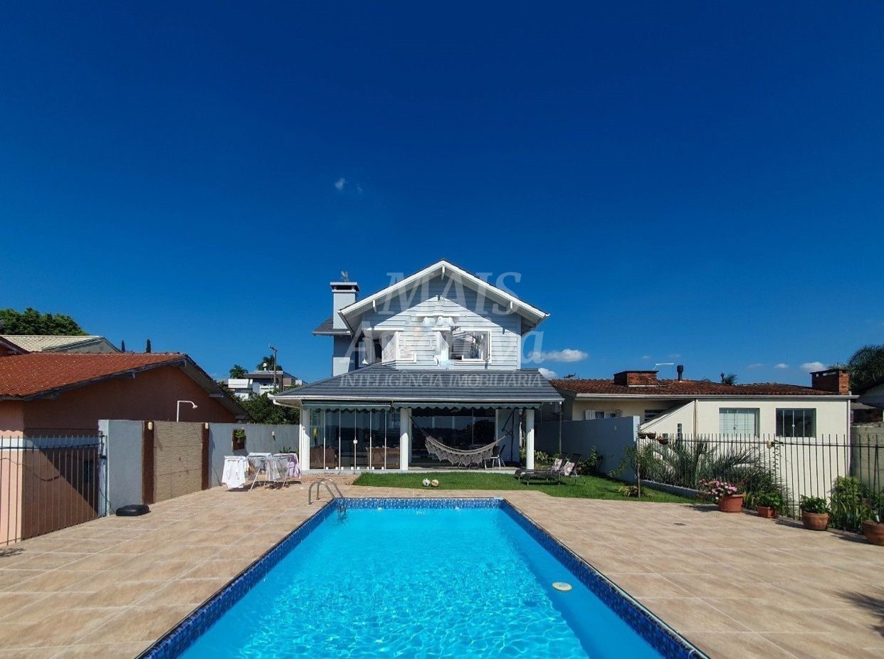 Bellíssima casa mobiliada alto padrão para venda em Campo Bom