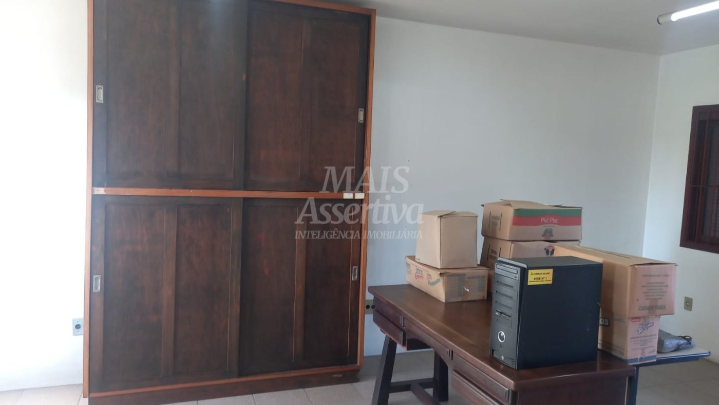 Casa para venda no bairro Rondônia em Novo Hamburgo