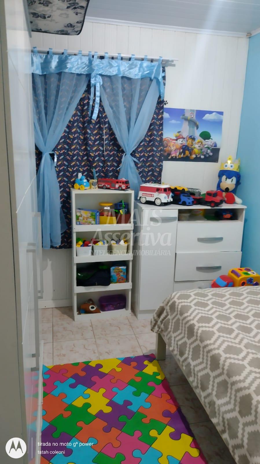 Casa mista para venda, bairro Belém Novo (Zona Sul) em Porto Alegre/RS.