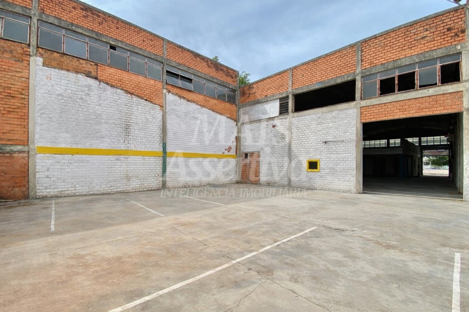 Prédio comercial para locação com área total de 745,00m² - Liberdade em NH