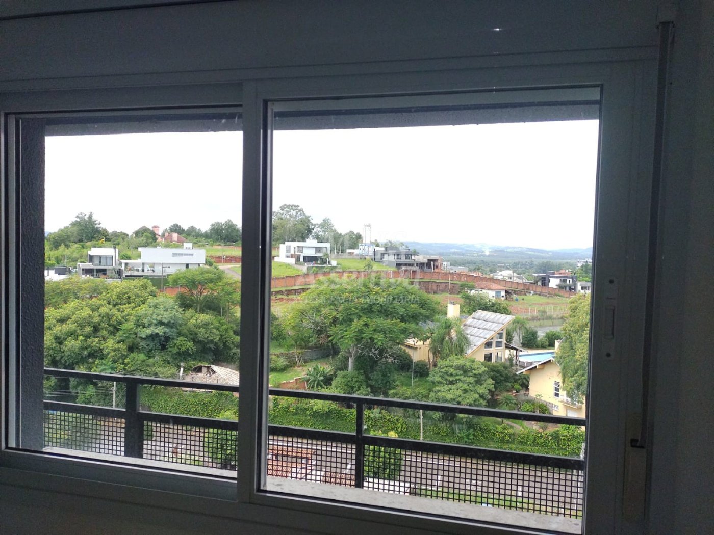 Excelente apartamento à venda no Centro de Campo Bom - 2 dormitórios, 1 suíte