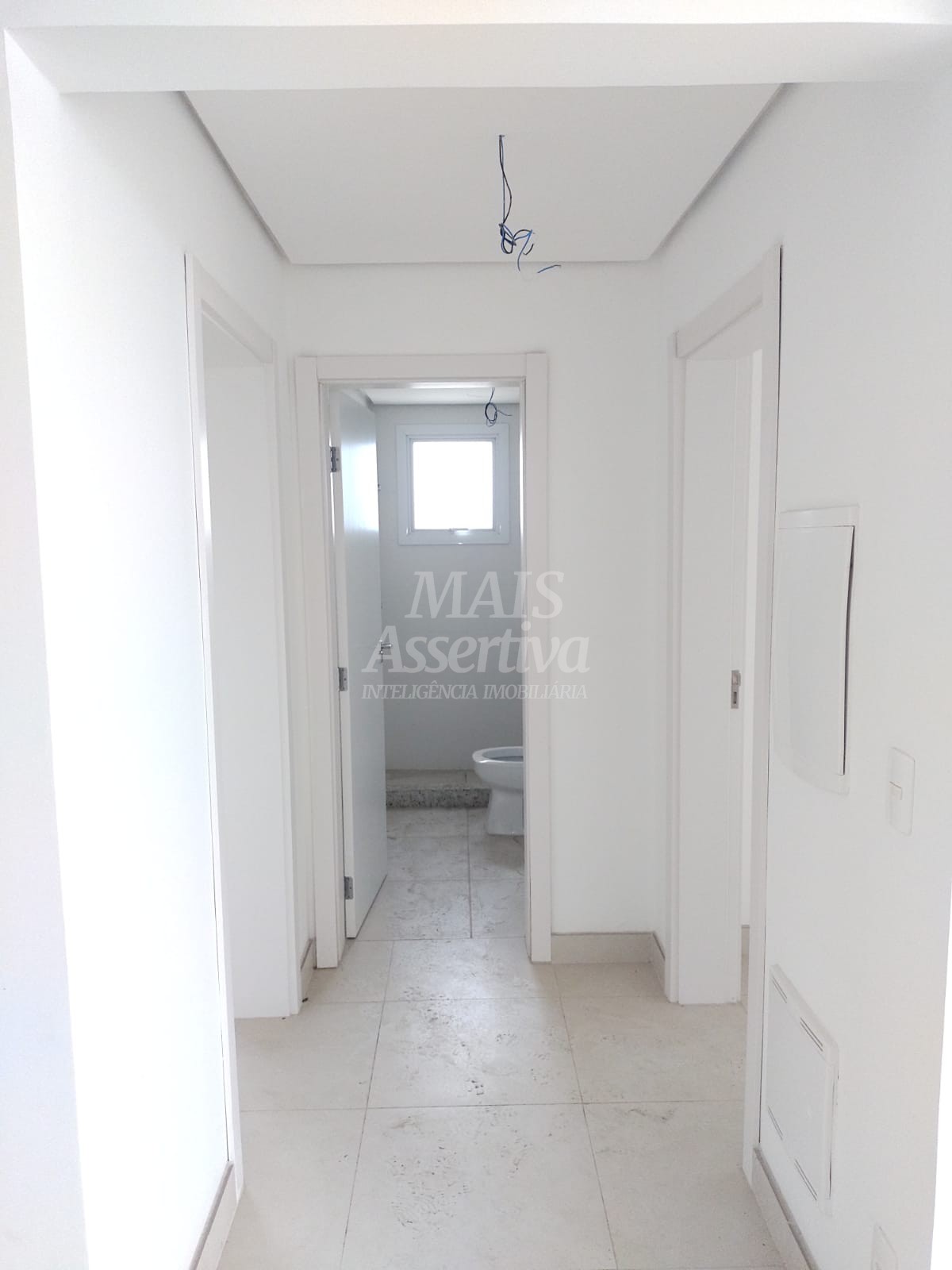 Excelente apartamento à venda no Centro de Campo Bom - 2 dormitórios, 1 suíte
