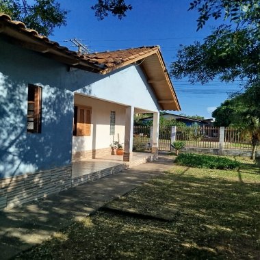 Casa 03 dormitórios para venda em São Leopoldo