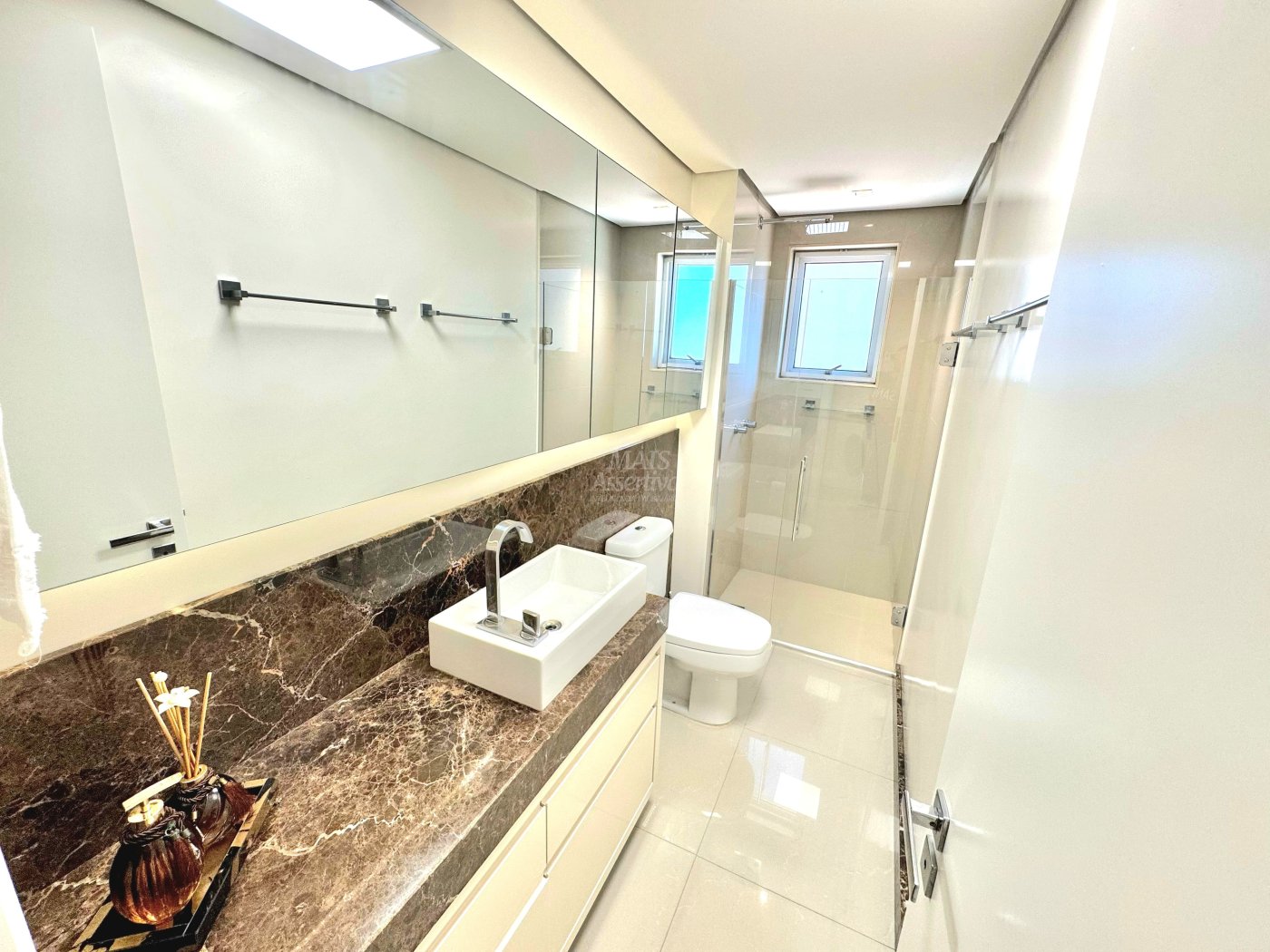 Excelente apartamento mobiliado à venda no Edifício Boa Vista, Novo Hamburgo - 3 dormitórios