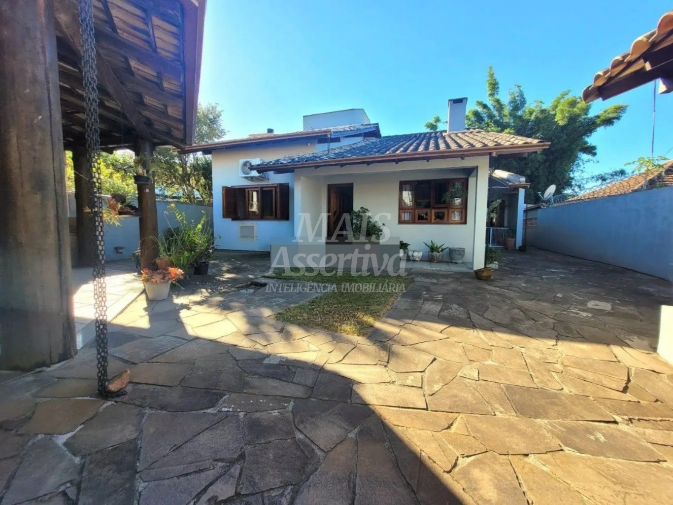 Casa 03 dormitórios para venda bairro São Jorge Novo Hamburgo