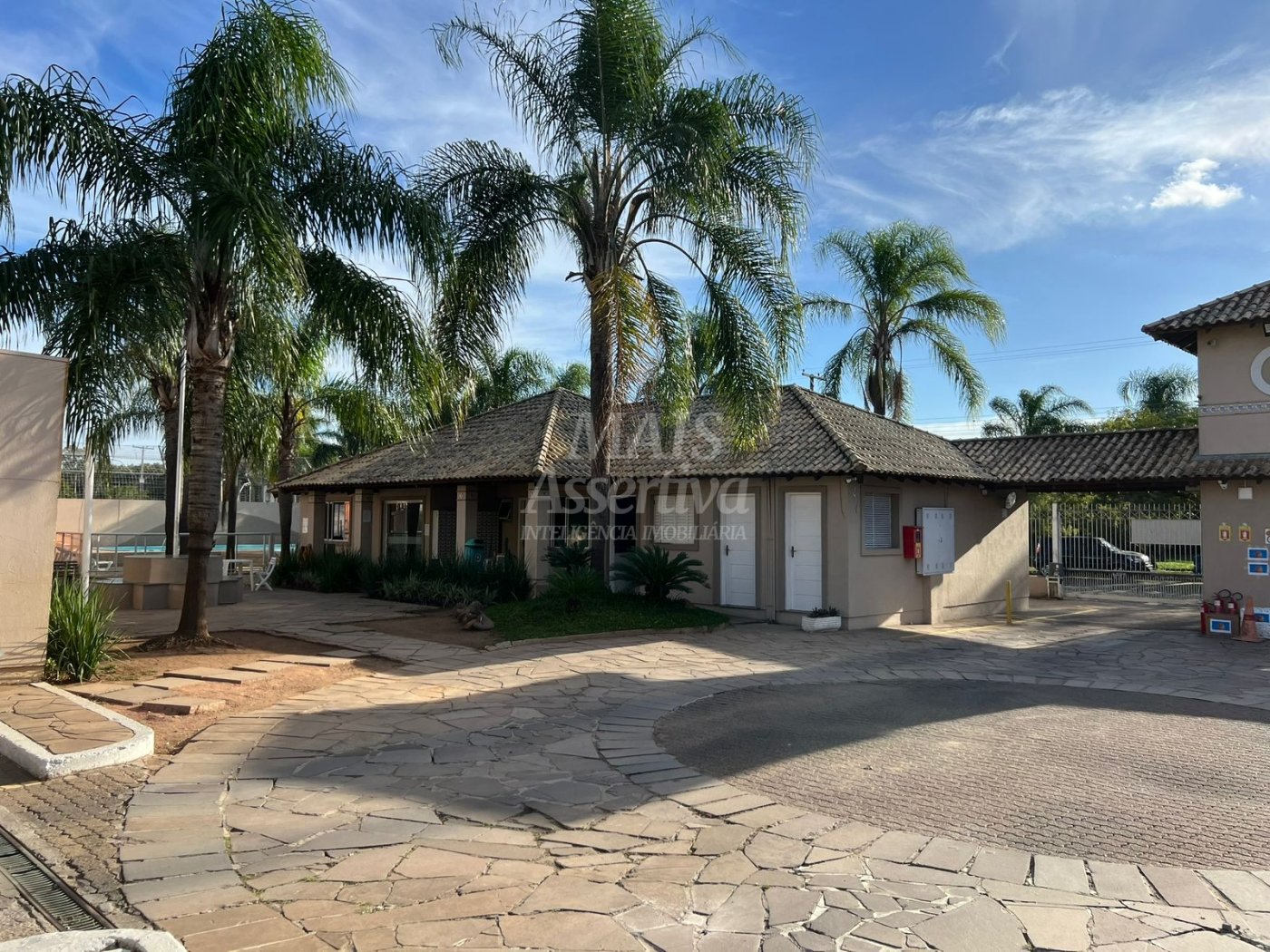 Casa, 3 quartos, 75 m² - Foto 1
