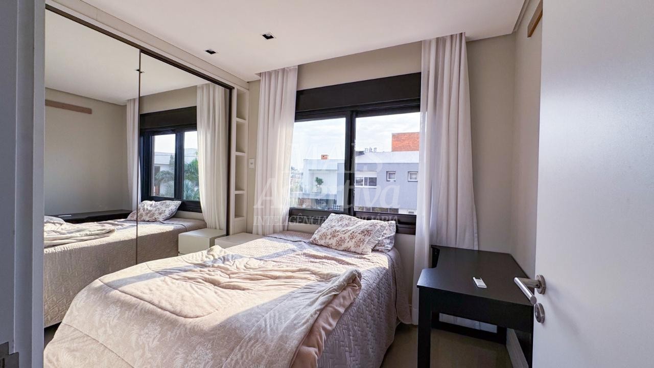 Excelente Casa Mobiliada para venda no Condomínio Reserva das Águas - Torres/RS