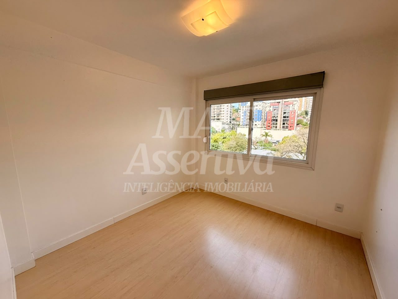 Apartamento semi mobiliado de 3 dormitórios - 7º andar no Centro de Novo Hamburgo 