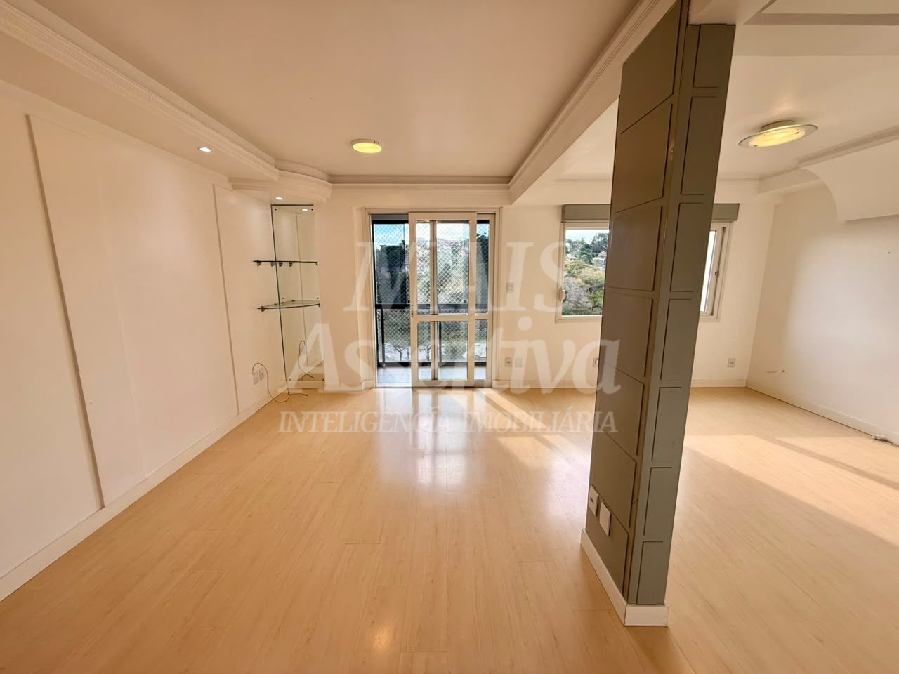 Apartamento semi mobiliado de 3 dormitórios - 7º andar no Centro de Novo Hamburgo 