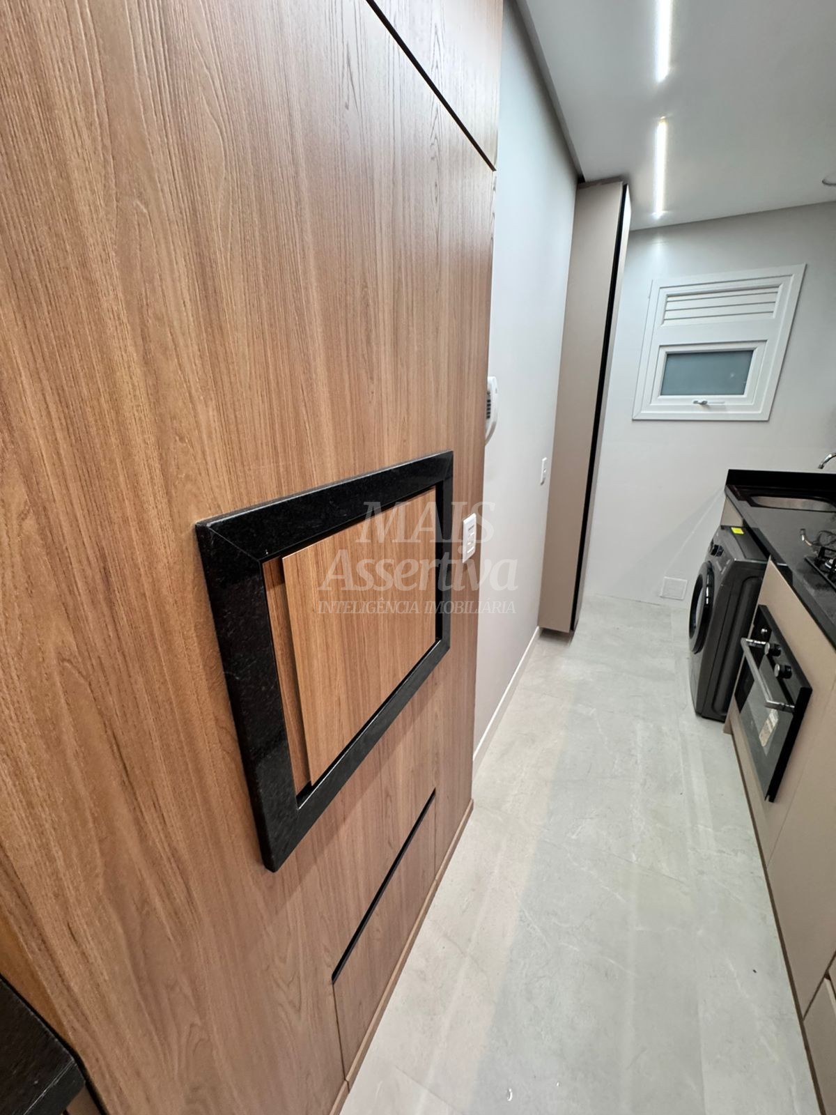 Apartamento mobiliado 02 dormitórios para venda no Centro de Canela
