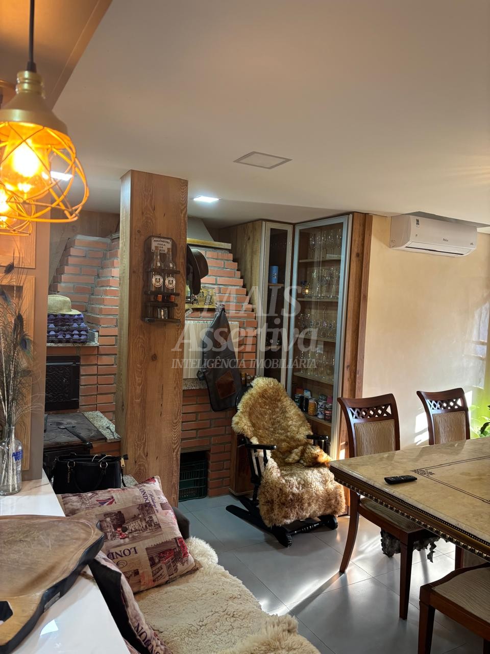 Lindo Sítio/Casa para venda com 04 dormitórios em São José do Hortêncio