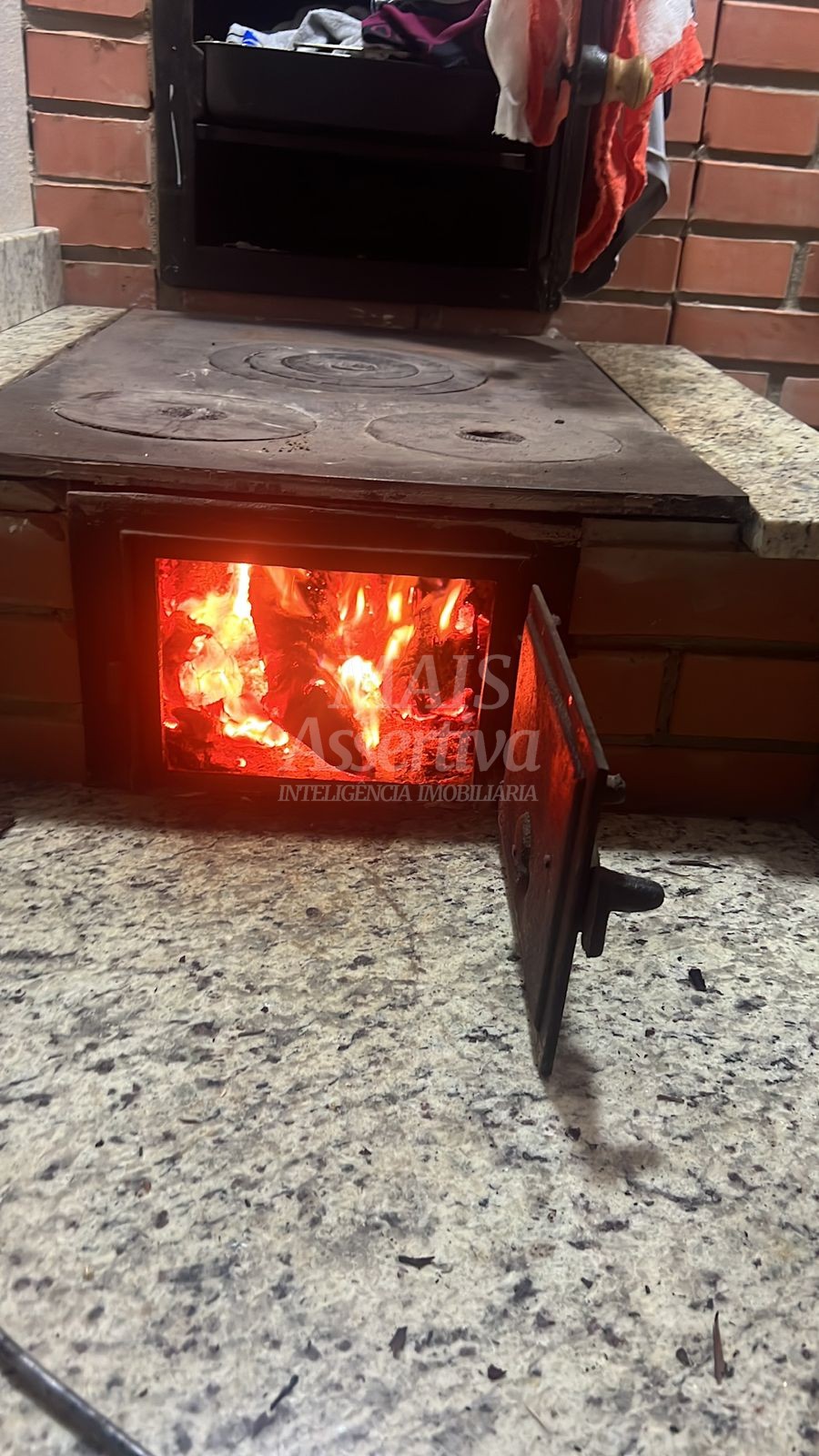 Lindo Sítio/Casa para venda com 04 dormitórios em São José do Hortêncio